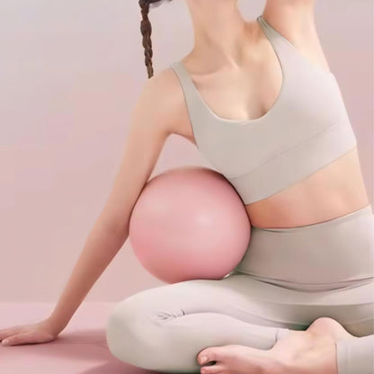 Pilates Ball – Fluidité et Contrôle à Chaque Mouvement